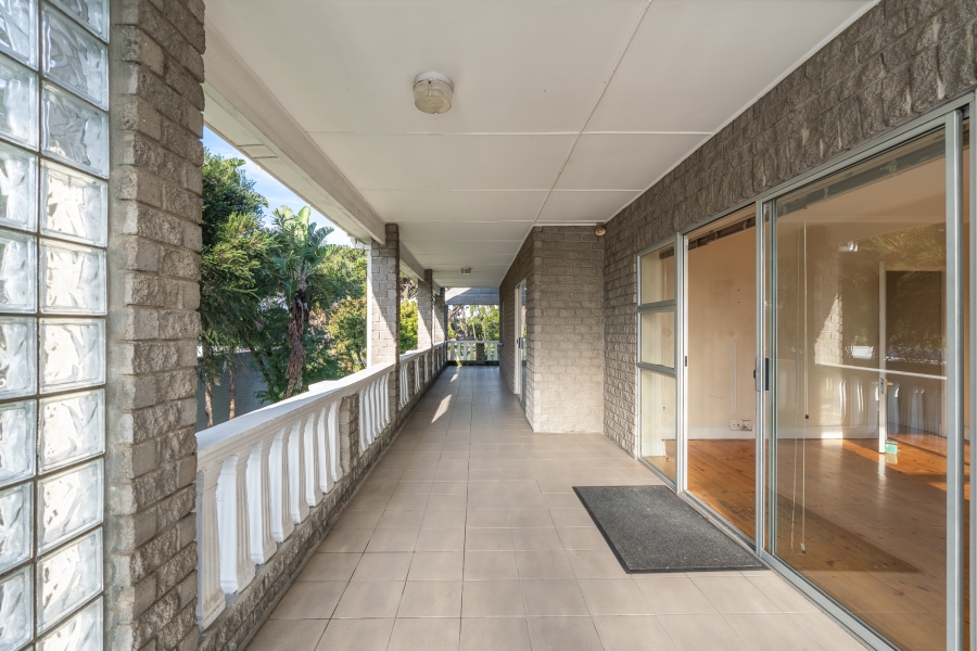 6 Bedroom Property for Sale in Pinelands Western Cape